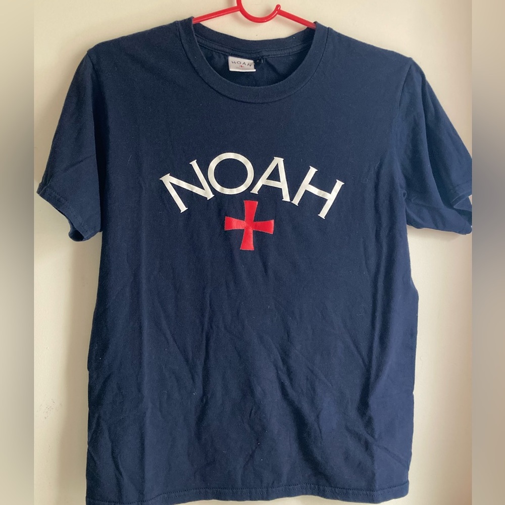 Noah Navy T shirt size S